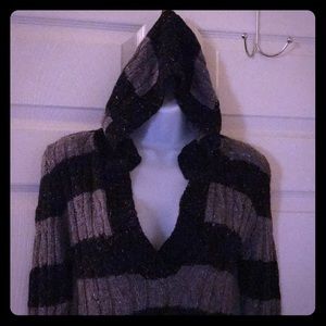 Women’s light hoodie sweater